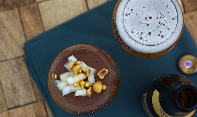 Chocolate mousse of Watou Tripel with pear and hazelnut