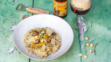 Risotto met St.Bernardus Pater 6, bospaddenstoelen en hazelnoot